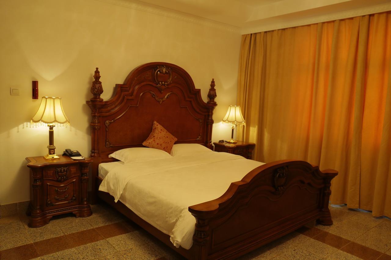 Hotel Paon D'Or Antananarivo Exterior photo