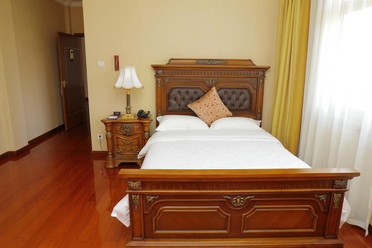 Hotel Paon D'Or Antananarivo Exterior photo
